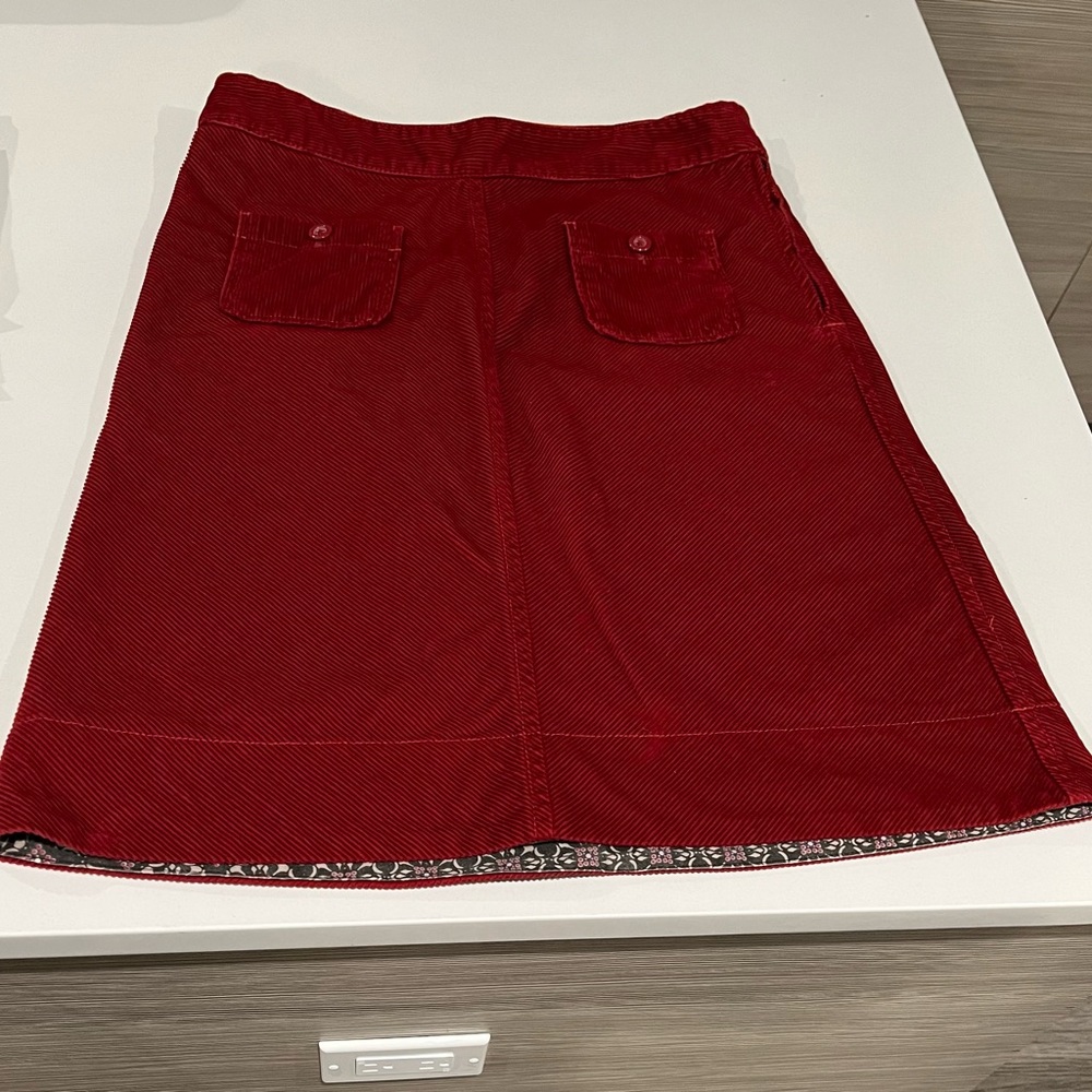 Corduroy skirt